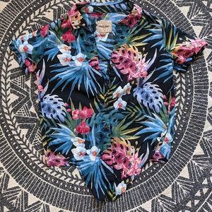 Harlow crop button Tropical shirt